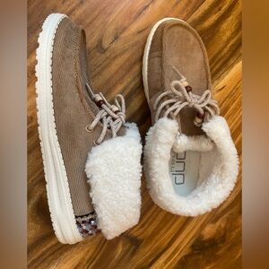 Hey Dudes Corduroy Fur-Lined Shoes